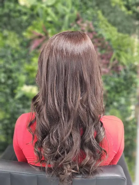 Lucrare de coafor realizată la SCP Shine & Style, Sector 3 București
