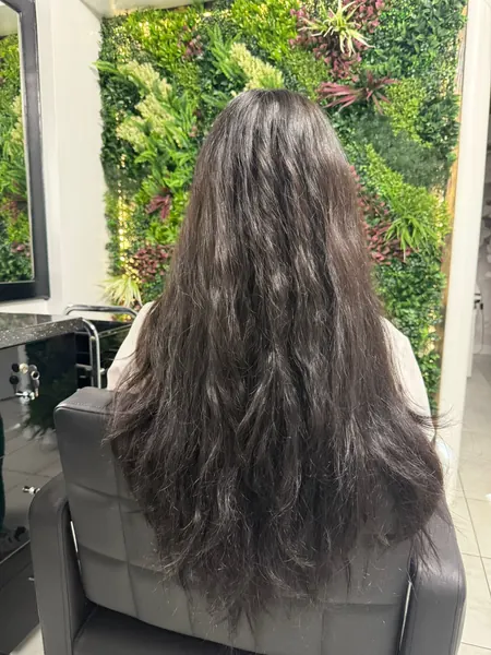 Manichiură realizată la SCP Shine & Style, Baba Novac, Sector 3