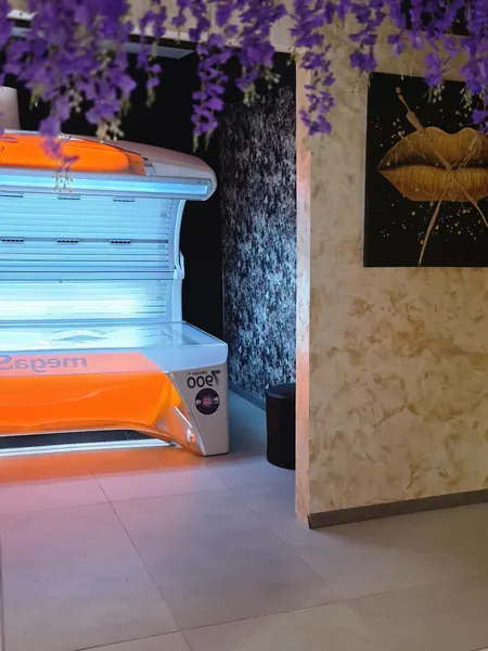 Solar megaSun 7900 la SCP Shine & Style, Sector 3 București